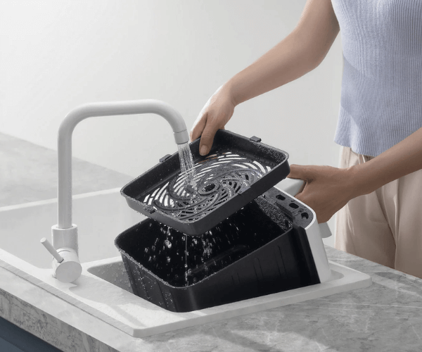 Xiaomi Smart Air Fryer 6.5L_jednostavno održavanje